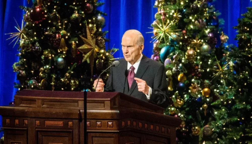Nelson Christmas Devotional